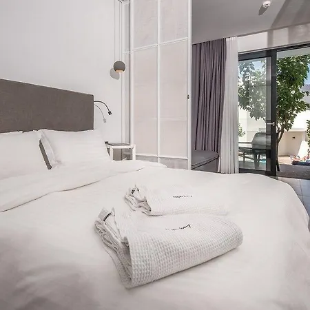 Отель Aqua Bay 5*